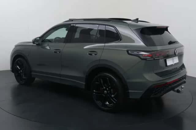 Volkswagen Tiguan (2025) thumbnail 4