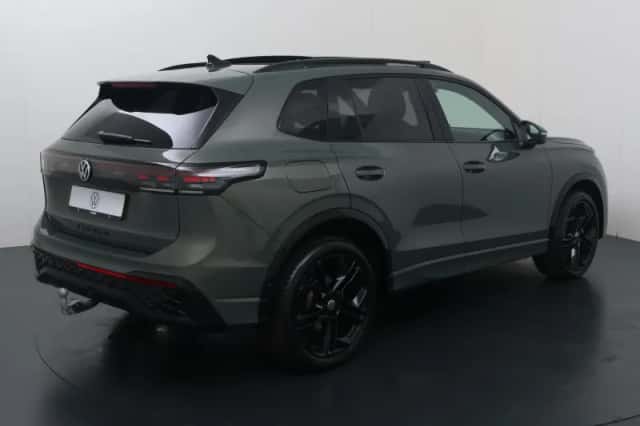 Volkswagen Tiguan (2025) thumbnail 5