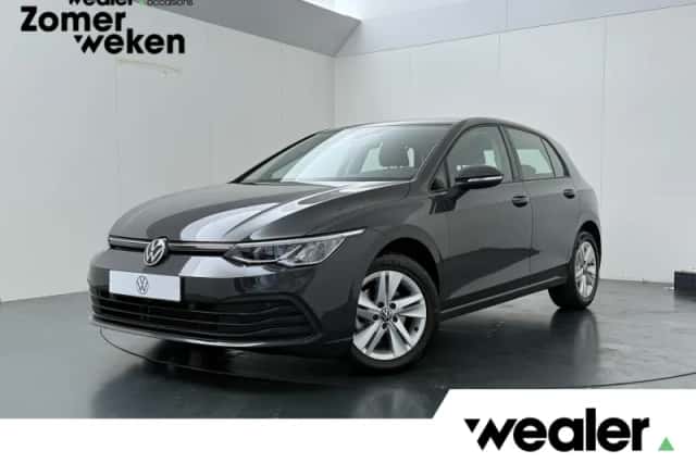 Volkswagen Golf (2021) thumbnail 1