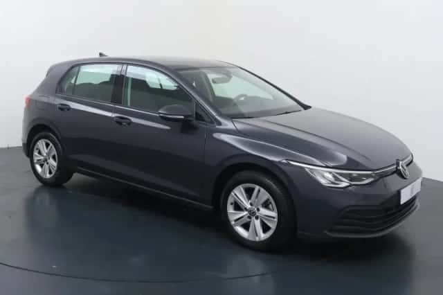 Volkswagen Golf (2021) thumbnail 3