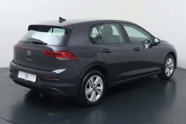 Volkswagen Golf (2021) thumbnail 5