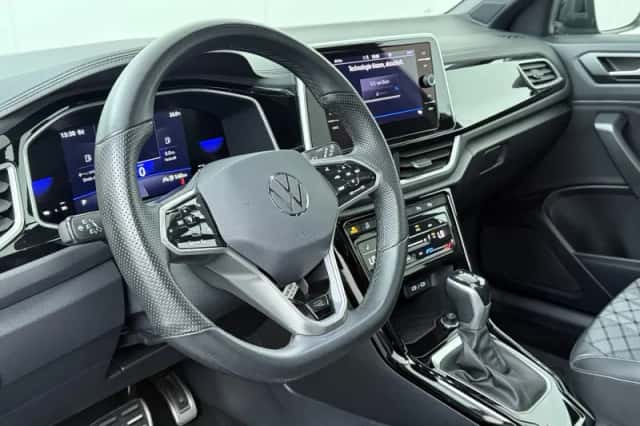 Volkswagen T-Roc (2023) thumbnail 6