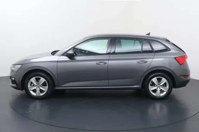 Škoda Scala (2023) thumbnail 2
