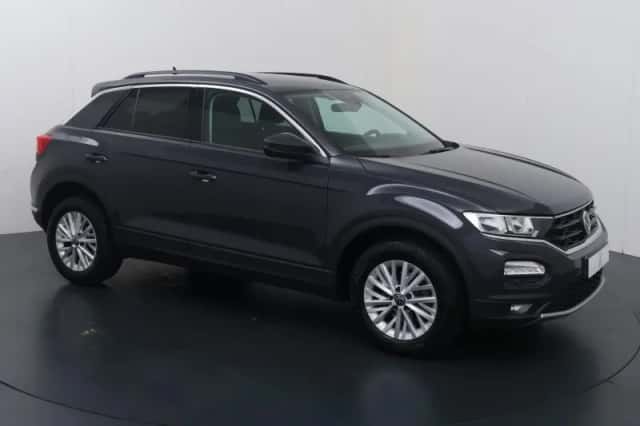 Volkswagen T-Roc (2021) thumbnail 3