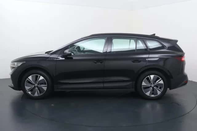 Škoda Enyaq (2022) thumbnail 2