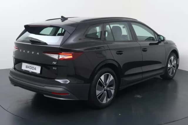 Škoda Enyaq (2022) thumbnail 5