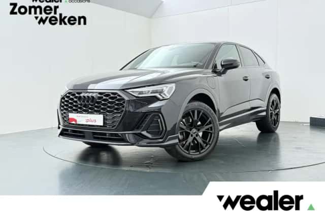 Audi Q3 (2022) thumbnail 1