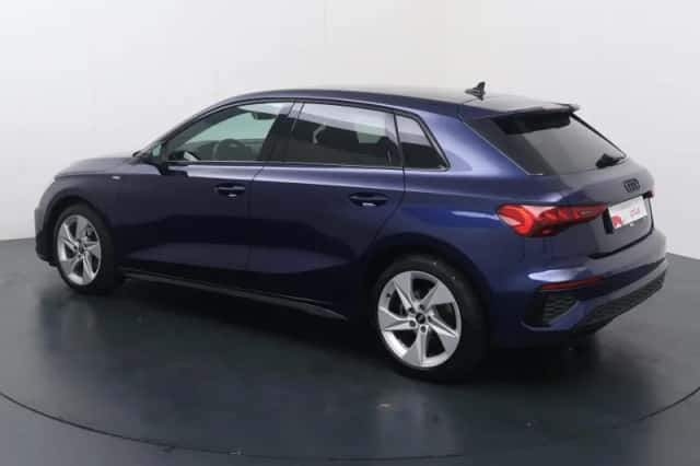 Audi A3 (2022) thumbnail 4
