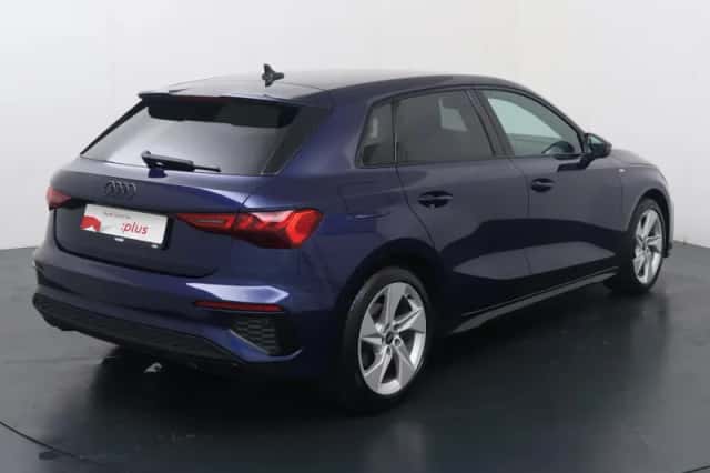 Audi A3 (2022) thumbnail 5