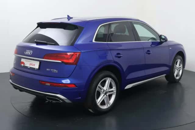 Audi Q5 (2023) thumbnail 5