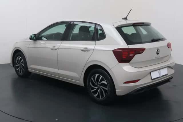 Volkswagen Polo (2023) thumbnail 4