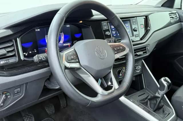 Volkswagen Polo (2023) thumbnail 6
