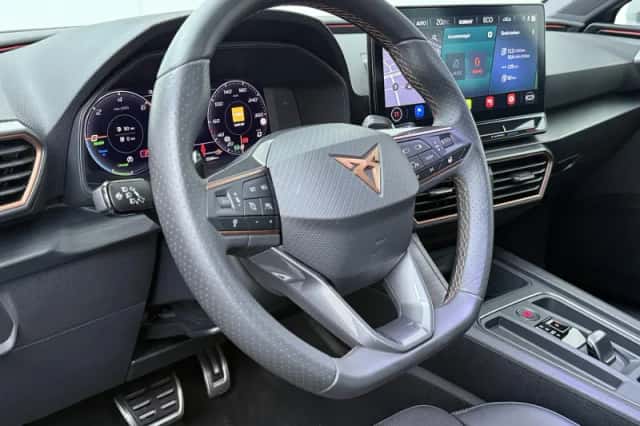 CUPRA Leon Sportstourer (2023) thumbnail 6