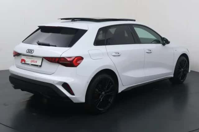 Audi A3 (2025) thumbnail 5
