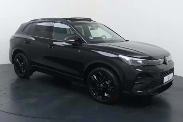 Volkswagen Tiguan (2025) thumbnail 3