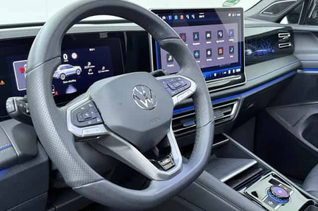 Volkswagen Tiguan (2025) thumbnail 6