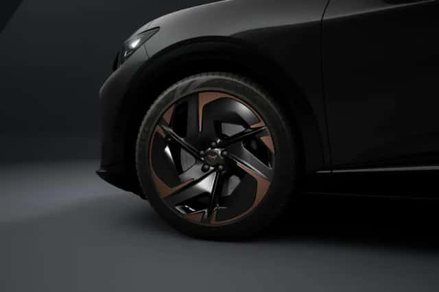 CUPRA Tavascan (2026) thumbnail 5