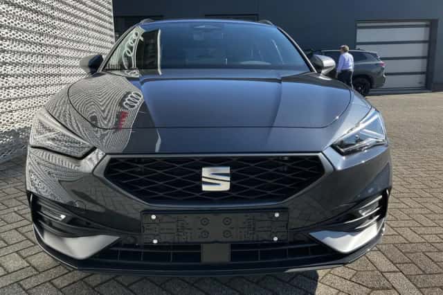 SEAT Leon Sportstourer (2026) thumbnail 2