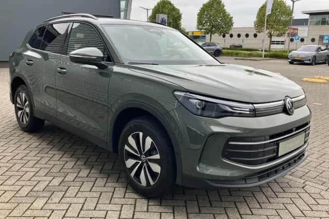 Volkswagen Tiguan (2026) thumbnail 3