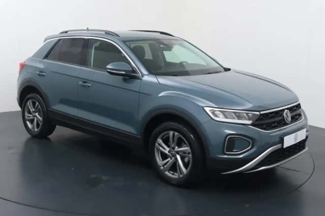 Volkswagen T-Roc (2025) thumbnail 3