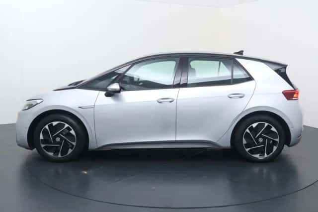 Volkswagen ID.3 (2023) thumbnail 2