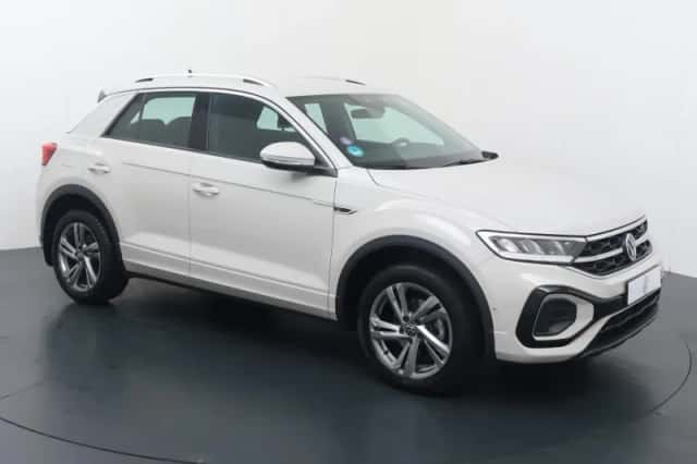 Volkswagen T-Roc (2024) thumbnail 3