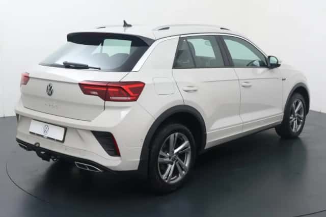 Volkswagen T-Roc (2024) thumbnail 5