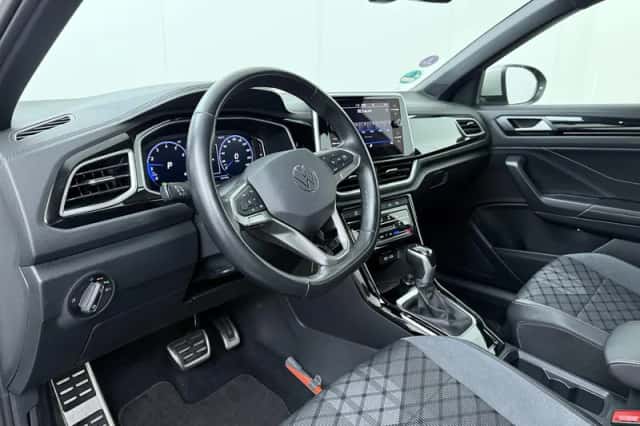 Volkswagen T-Roc (2024) thumbnail 6