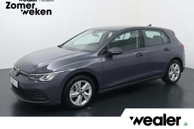 Volkswagen Golf (2024) thumbnail 1