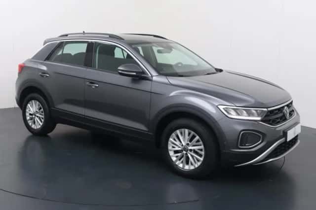 Volkswagen T-Roc (2022) thumbnail 3