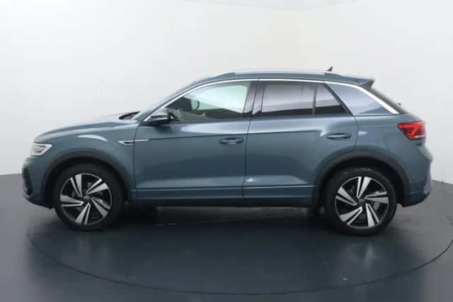 Volkswagen T-Roc (2022) thumbnail 2