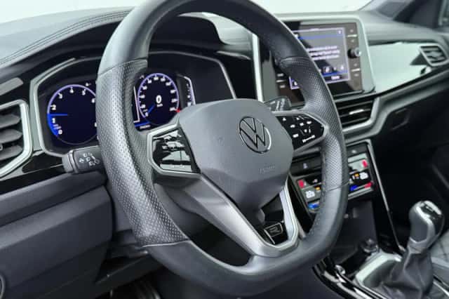 Volkswagen T-Roc (2022) thumbnail 6