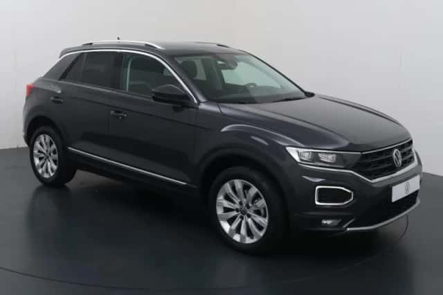 Volkswagen T-Roc (2021) thumbnail 3