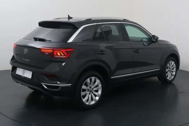 Volkswagen T-Roc (2021) thumbnail 5