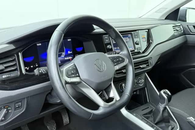 Volkswagen Polo (2022) thumbnail 6