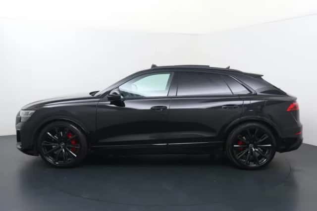 Audi Q8 (2025) thumbnail 2