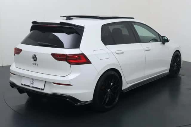 Volkswagen Golf (2021) thumbnail 5