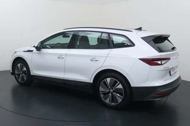 Škoda Enyaq (2022) thumbnail 4