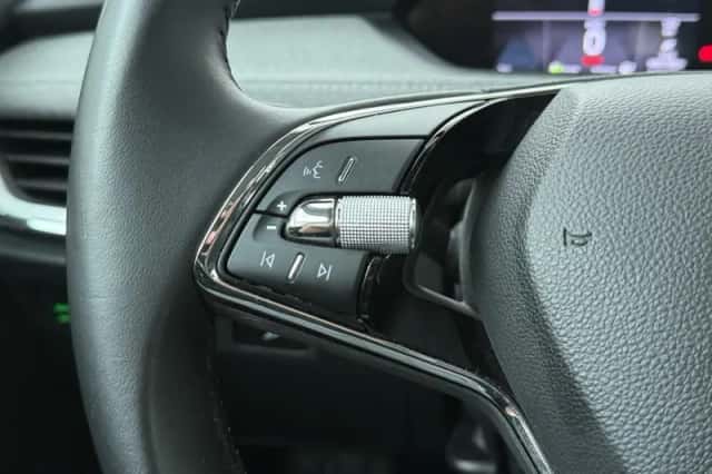 Škoda Enyaq (2022) thumbnail 6