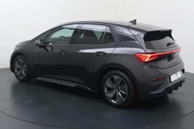 CUPRA Born (2022) thumbnail 4