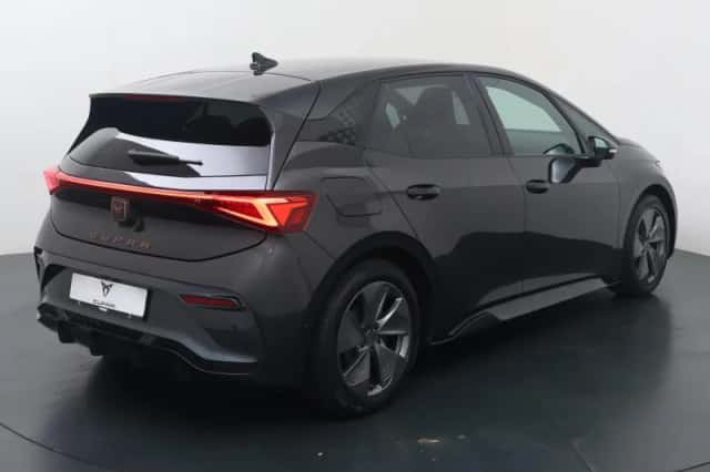 CUPRA Born (2022) thumbnail 5
