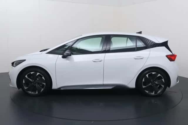 CUPRA Born (2023) thumbnail 2