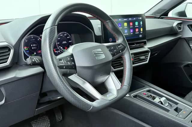 SEAT Leon Sportstourer (2024) thumbnail 6