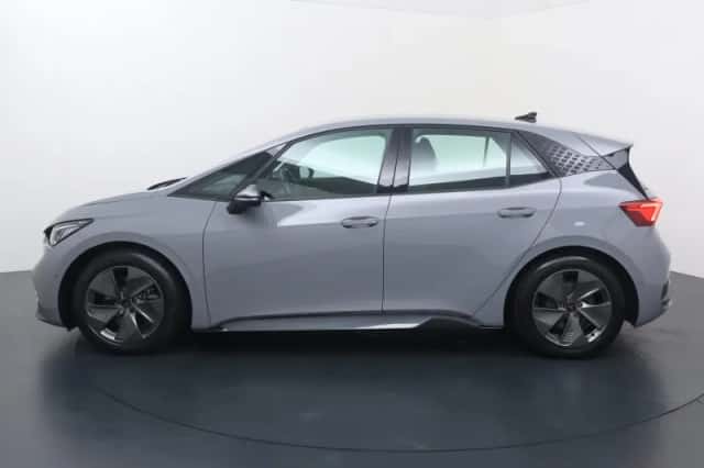CUPRA Born (2022) thumbnail 2