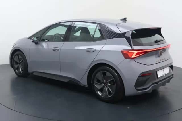 CUPRA Born (2022) thumbnail 4