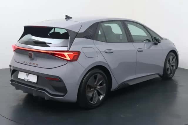 CUPRA Born (2022) thumbnail 5