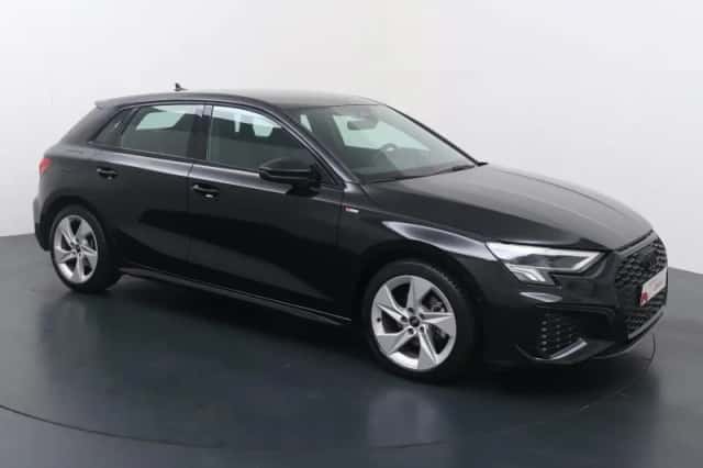 Audi A3 (2022) thumbnail 3
