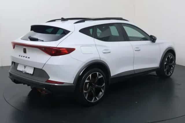 CUPRA Formentor (2022) thumbnail 5