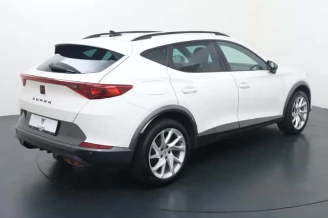 CUPRA Formentor (2023) thumbnail 5