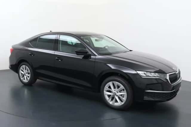 Škoda Octavia (2025) thumbnail 3